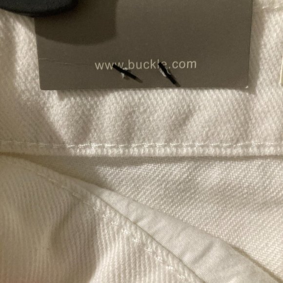 NWT Buckle Bridge by Gly Womens Jeans 24x27 Mom Fit White Denim Distressed Pants - Picture 10 of 13